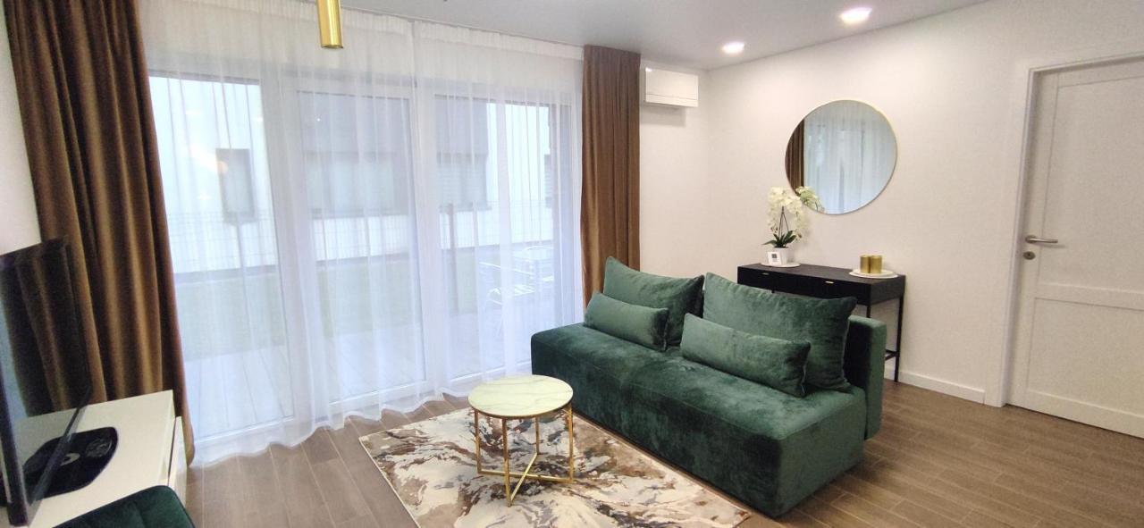 New J22, Free Private Parking, Terrace, Self Check-in Apartamento Kaunas