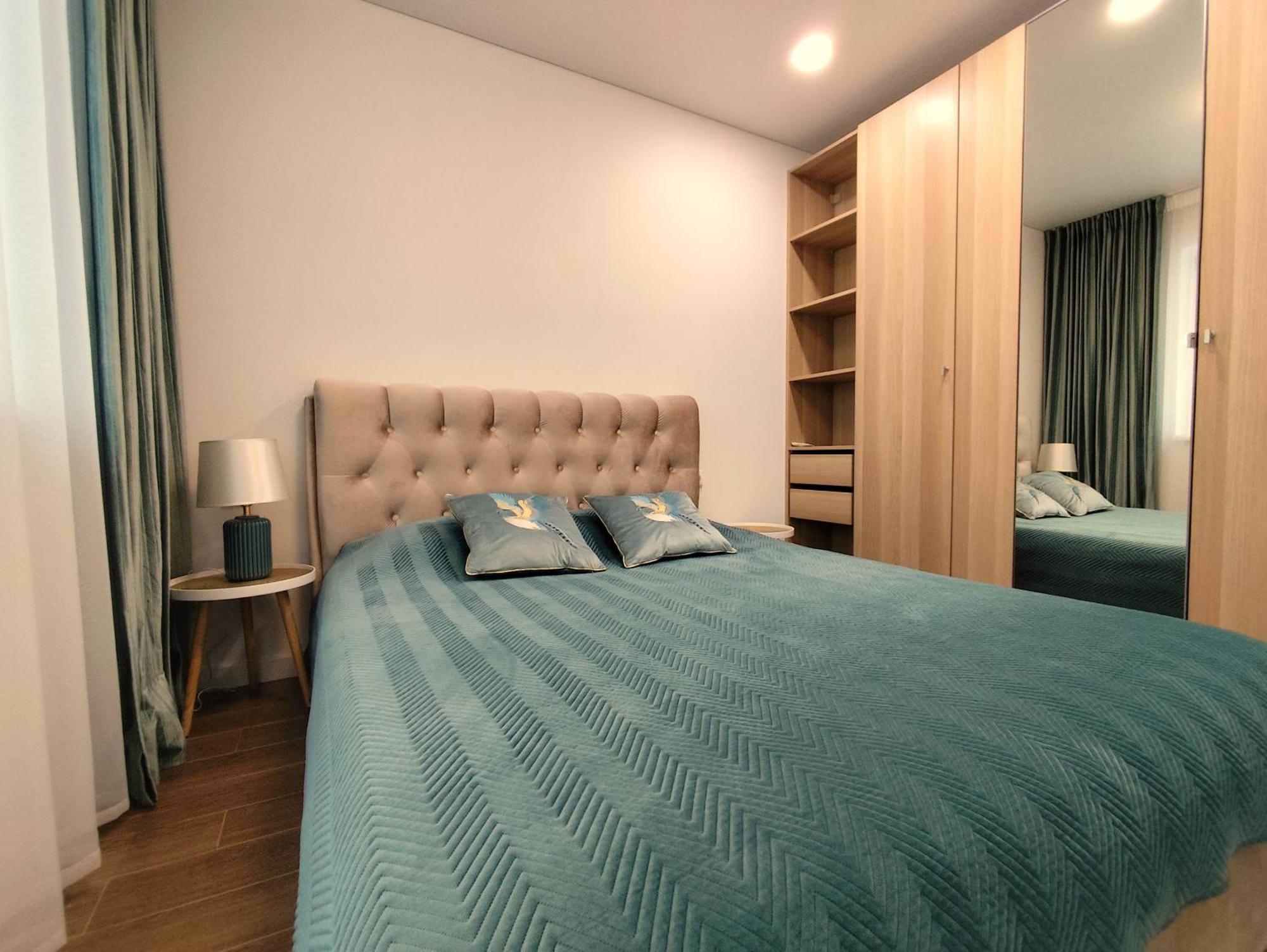 New J22, Free Private Parking, Terrace, Self Check-in Kaunas